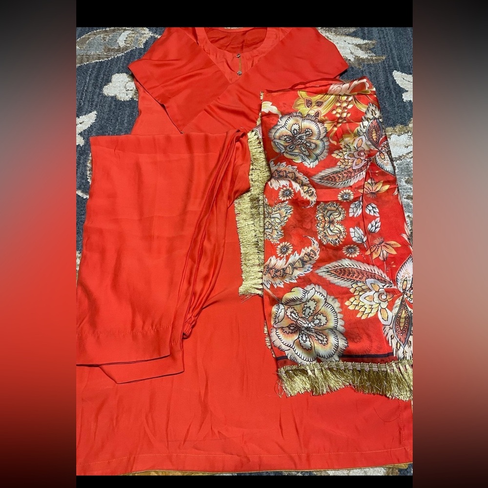 Pakistani 3 pcs suit